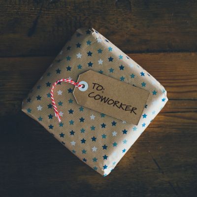 Inexpensive Holiday Gifts for Co-Workers