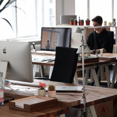 Reasons to Consider a Shared Office Space for Your New Office
